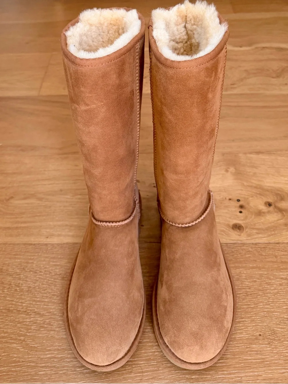 UGG Classic Tall II Shearling Boots Chestnut Brown Cozy Winter Wms 8 Like New